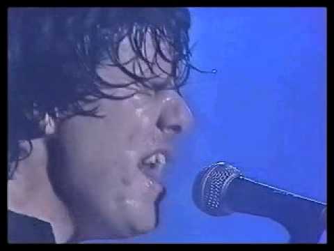 Gary Moore - Victims Of The Future (Sight and Sound 1984).avi