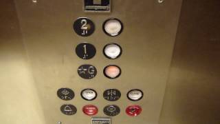 preview picture of video 'Montgomery hydraulic elevator @ Sears & Roebuck Crestwood Plaza St. Louis MO'