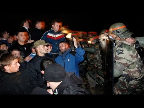 Tensions rise in Kosovo-Serbia border crossing