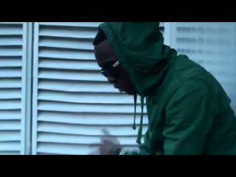 Street album INTRAVEINEUSE 30 Avril 2013