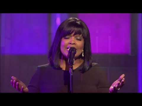 Cece Winans - Let Them Fall In Love