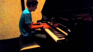 Vienna Intro On Piano By: The Fray