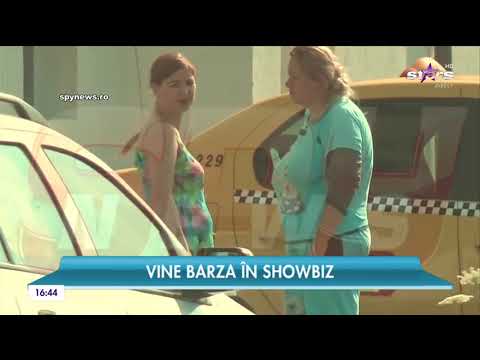 Vine din nou barza în showbiz. O celebră cântăreaţă de la noi şi-a ţinut sarcina ascunsă