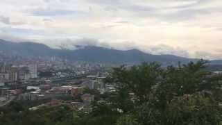 preview picture of video 'View of Medellin from Nutibara Hill'