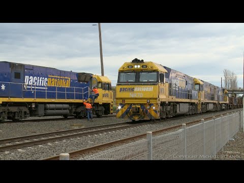 3PM4 & 6MP4 Freight Train Crew Change At Gheringhap (11/9/2020) - PoathTV Australian Railways