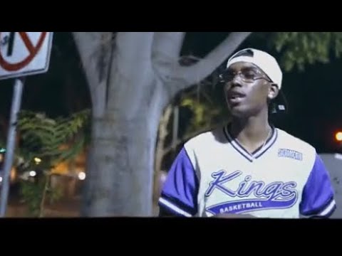 TorreyJay - “OMW” || Dir. @BeezyVisuals )