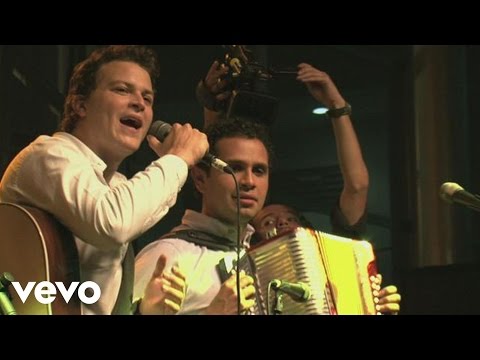 Gusi & Beto - La Mandarina (Vivo Video)