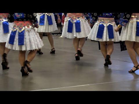Merced Hmong New Year 2026 Cov Niam Tsev Merced Lao Family  Dance