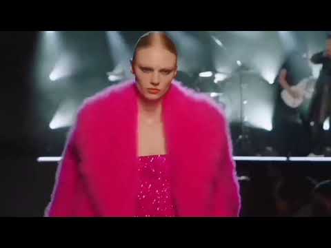 Vilma Sjoberg for Michael Kors FW 2022 2023 New York Fashion Week february 15 2022