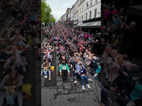 Derry breaks 'Rock The Boat' world record