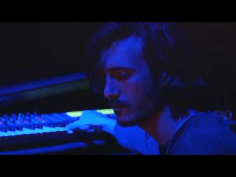 SHADI KHRIES - New Live