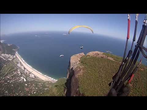 Voo de parapente pela Pedra da Gávea e pedra bonita  @ribeirofly