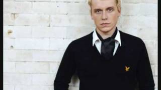 Straight no chaser-Mr hudson NEW 2009