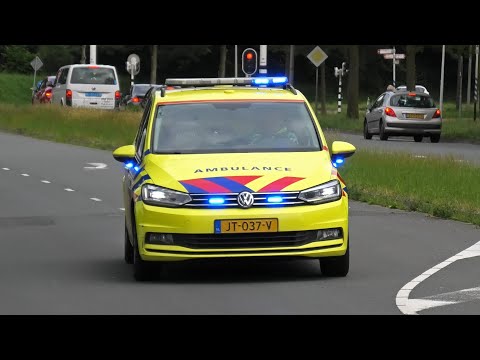 Persoon krijgt hartstilstand tijdens het fietsen op de Middelweg in Zwolle | Hulpdiensten met spoed