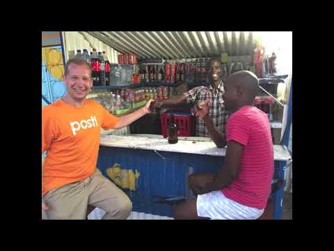 LOIRIPLUKARI - Huomenna Hän Tulee