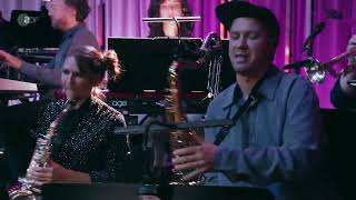 Video zu 'Sei Mal Ehrlich' ansehen Video zu 'Sei Mal Ehrlich' ansehen