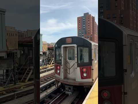 MTA: R142 (4) arrives 167st