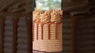 Easy Pralines & Cream Cake #cake #vegan #cakedecorating by Gretchen's Bakery