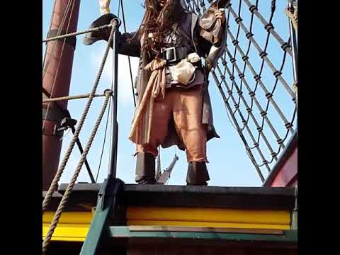 Captain Jack Sparrow (look a like). Jack is back in Amsterdam.