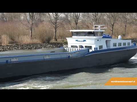 Binnenvaartschepen Elionie en Martcilino op de Noord / Oude Maas | Binnenvaart | Shipspotting