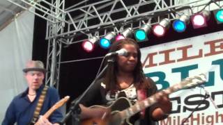 Ruthie Foster - Woke Up This Mornin&#39; (Denver Mile High Blues Festival 2010)
