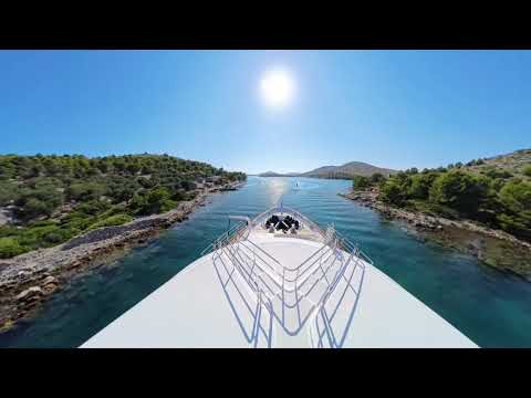 M/Y Harmony III transiting Mala Proversa