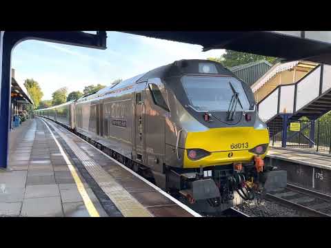 Class 68013 departs Dorridge working 15:37 Moor St - Marylebone 15/10/2022
