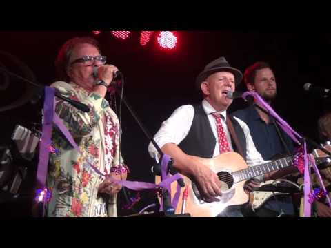 The Bushwackers - The Road To Thargomindah