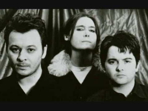 Manic Street Preachers- Train In Vain