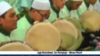 Download lagu Ya Robbi Sholli - Habib Syech Bin Abdul Qodir Assegaf mp3
