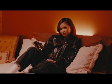 Erin Kaith - Pick Me Up (Official Music Video)