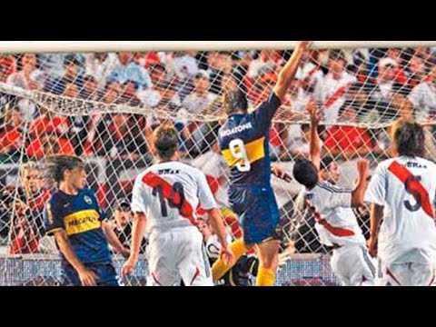 Gol de Palermo colgado del travesaño a Riber 🤪