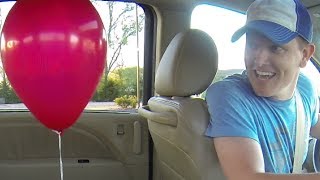 Эксперимент с шариком в минивэне - Видео онлайн