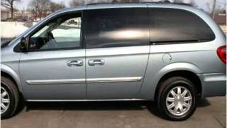 preview picture of video '2006 Chrysler Town & Country Used Cars Rochester NY'