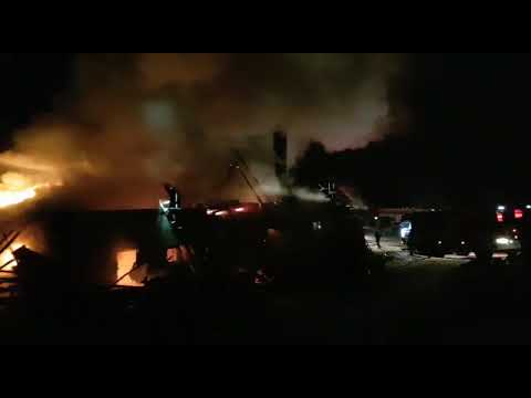 Mediafax 30 Decembrie - Incendiu puternic la o casă în Moieciu. În zonă nu sunt hidranţi