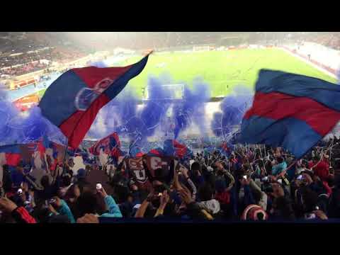 "Salida U de Chile vs Deportes Temuco" Barra: Los de Abajo • Club: Universidad de Chile - La U