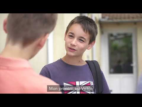 Les enfants parlent français - Episode 1 : Je me présente (French conversation - easy - kids - ST)