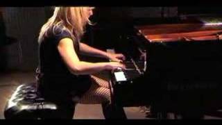 Sonya Kahn - Chopin Sonata No. 3 Op. 58 4th mvt