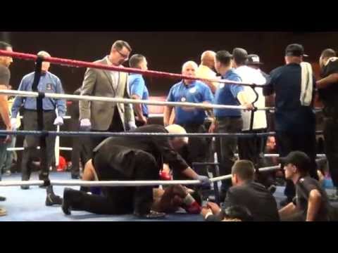 Keith Hunter destroys opponent in pro debut!