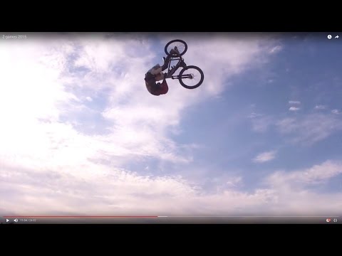 Double Backflip on the stranger bike (Broke my collarbone)