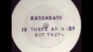 Bassheads Is there anybody out there original white label with banned samples