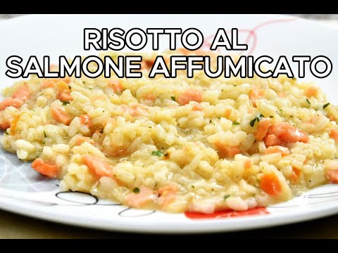 Risotto al salmone affumicato, semplice e veloce buono come al ristorante, cosí non si era mai visto