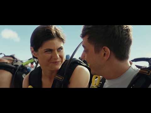 Alexandra Daddario in a Bikini - Deleted Scene From Rampage 2018