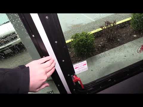 2008 Ford Goshen 12 Passenger Shuttle Bus - S59667