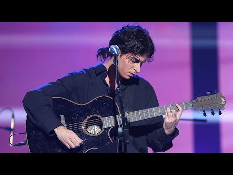 Alfred García imita a Antonio Vega en 'Lucha de gigantes' - Tu Cara Me Suena