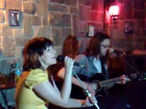 Alexandra & Alec Live in El Grande Comandante