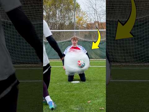 Kolik Bublinkové Fólie ZASTAVÍ Fotbalovou Střelu? 😳⚽️