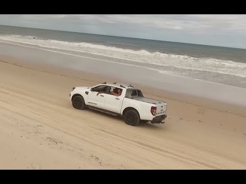 Beach 4x4 Driving in Bribie Island, Queensland