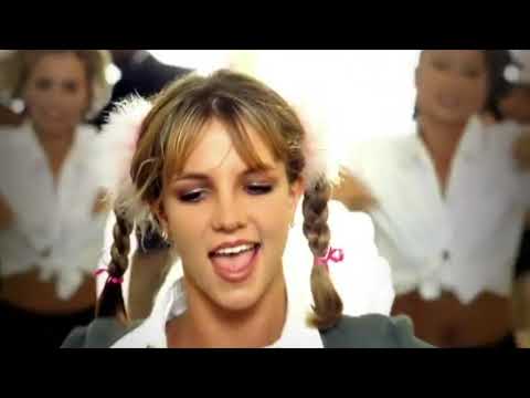 🎶Schitt's Creek's Moira Rose Sings the Hits!🎶