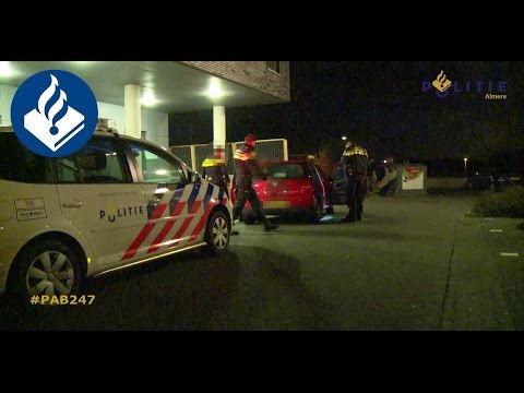 Politie arrestatie gesignaleerde. Politie Vlogger Jan-Willem.